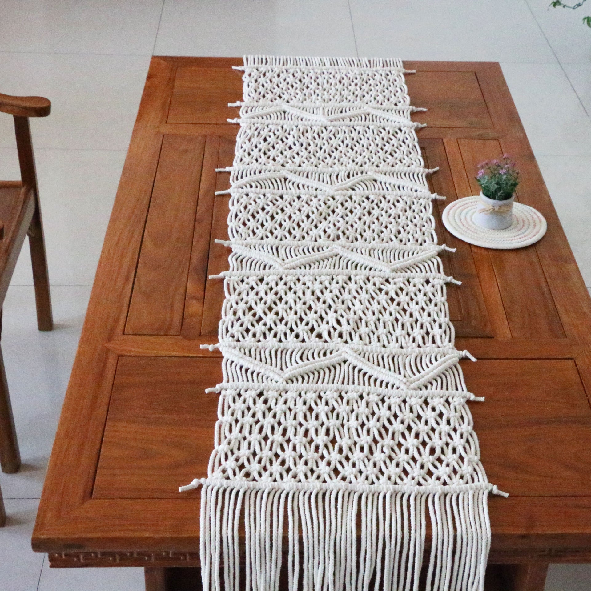 Enhance Your Dining Experience with Our Bohemian Style Hand-woven Table Runner