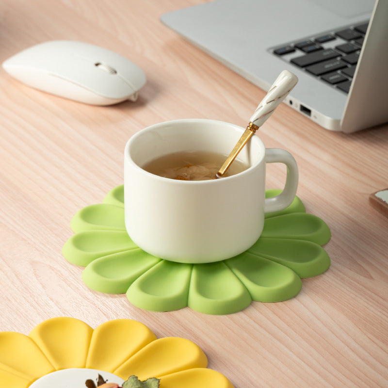 Daisy Flower Silicone Placemat For Kitchen And Home Decor